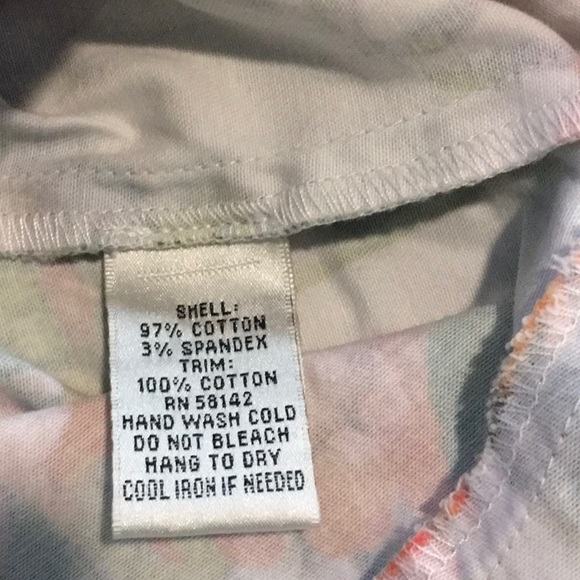 Kelly & Diane Peplum Top Size 6 - Picture 5 of 5